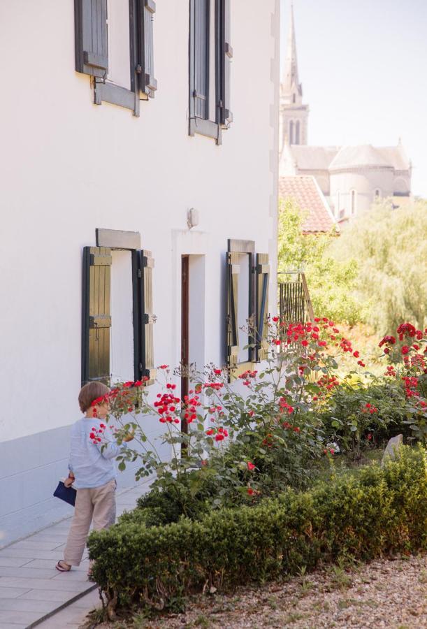 Maison Gamboia, Chambres D'Hotes Au Calme Avec Jardin Hasparren Exteriér fotografie